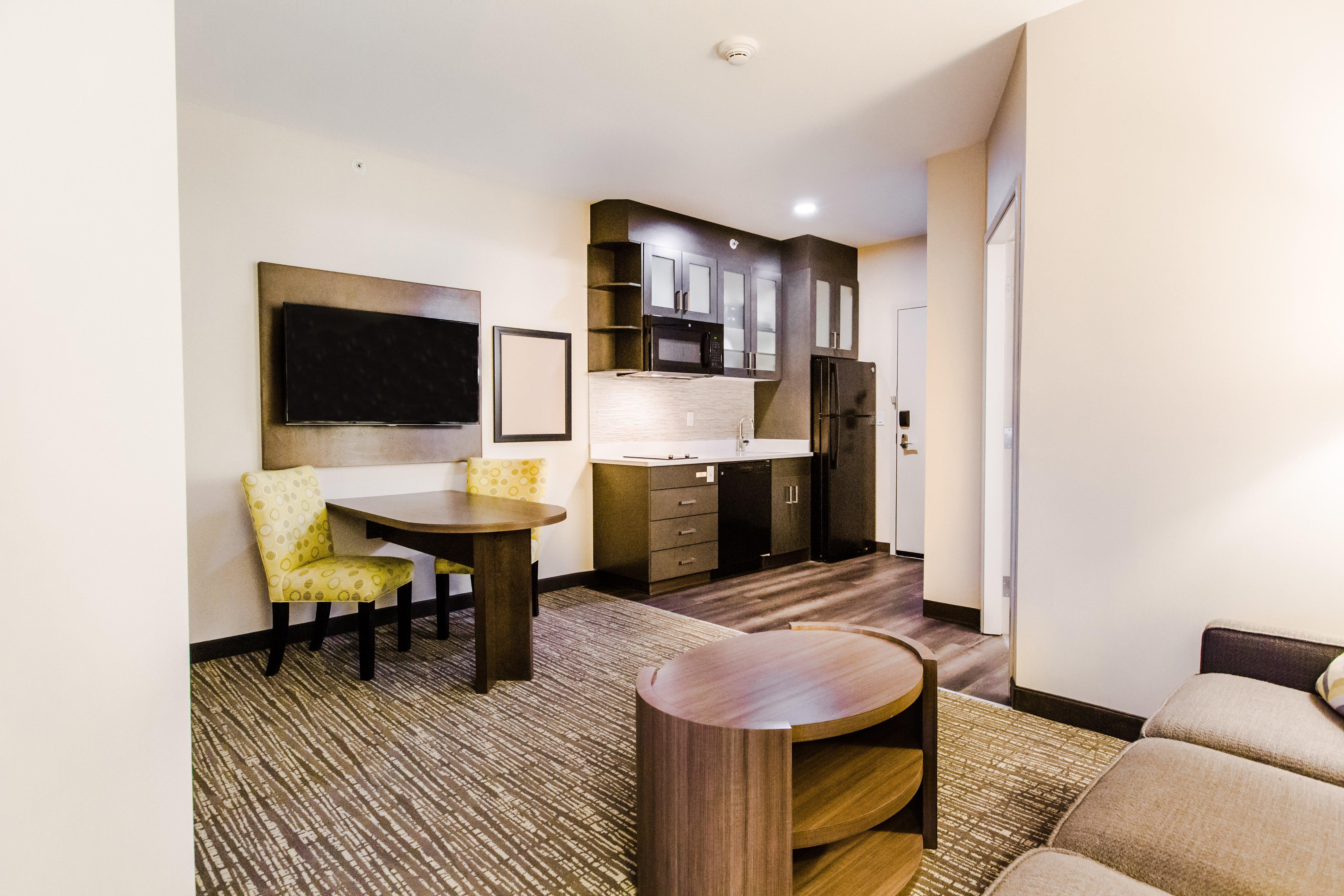 Candlewood Suites West Edmonton - Mall Area By Ihg Exterior foto