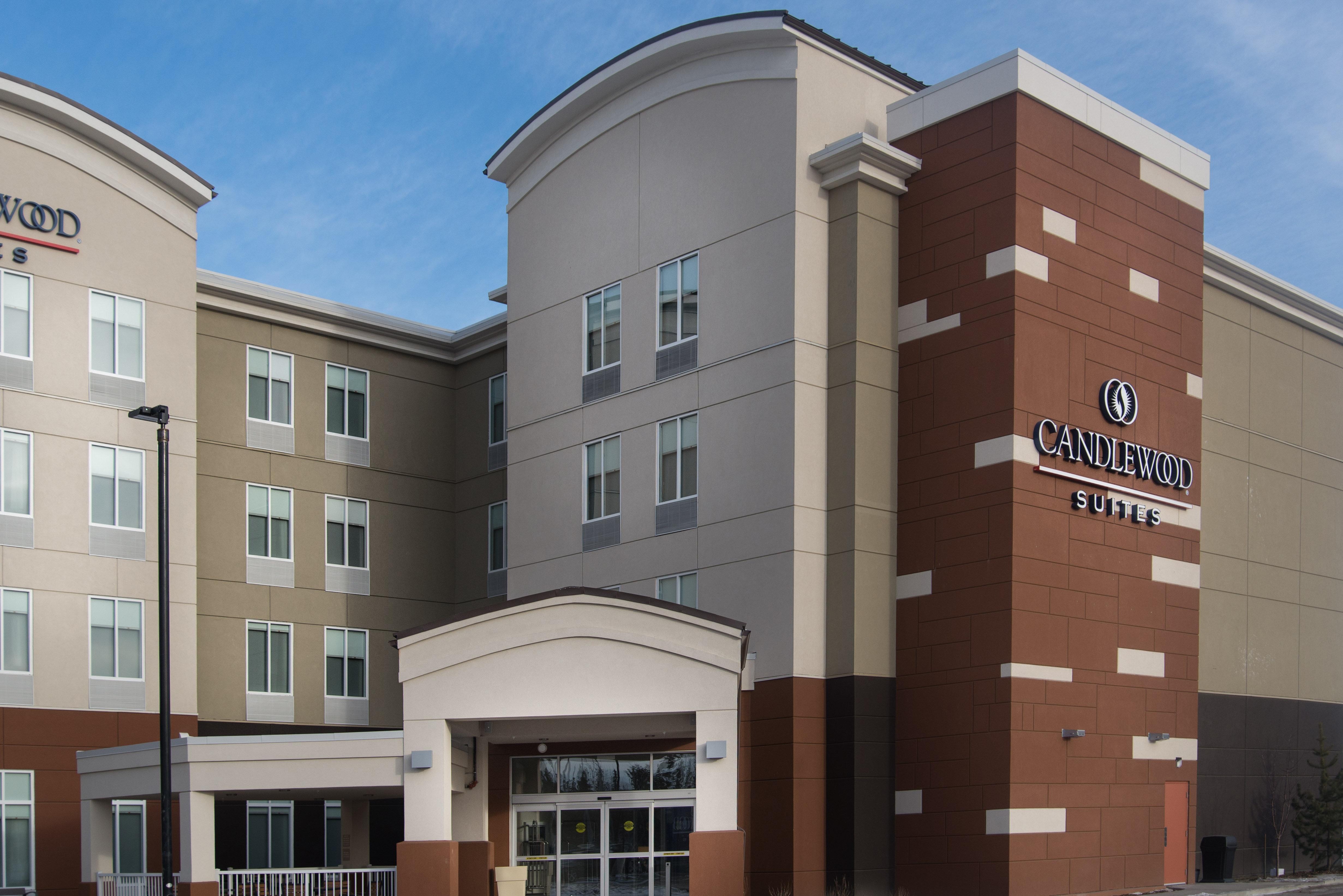 Candlewood Suites West Edmonton - Mall Area By Ihg Exterior foto