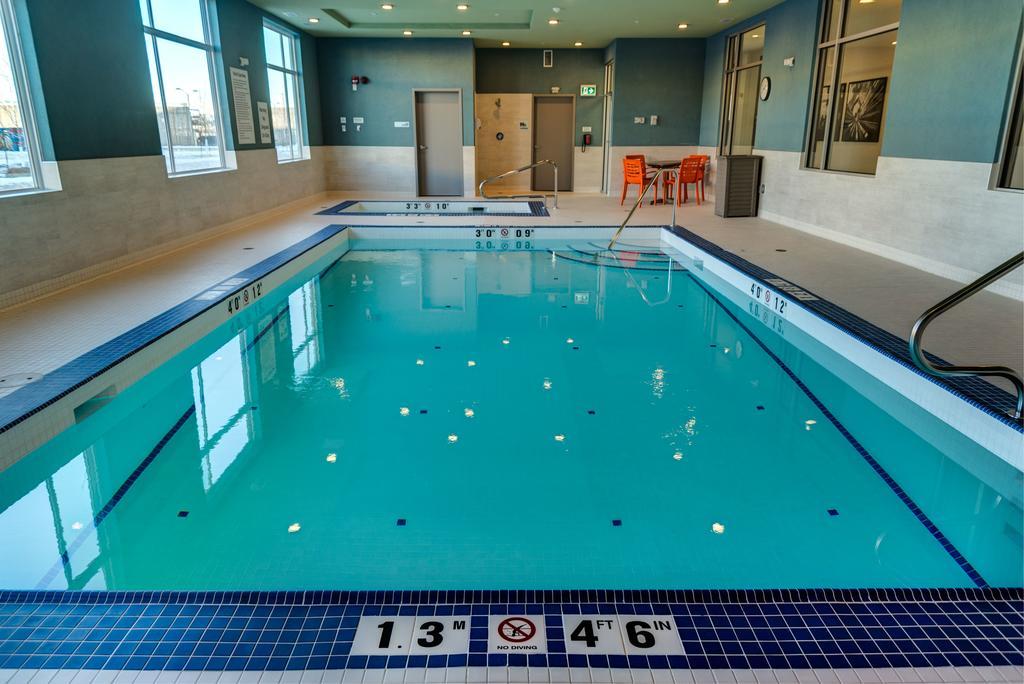 Candlewood Suites West Edmonton - Mall Area By Ihg Exterior foto