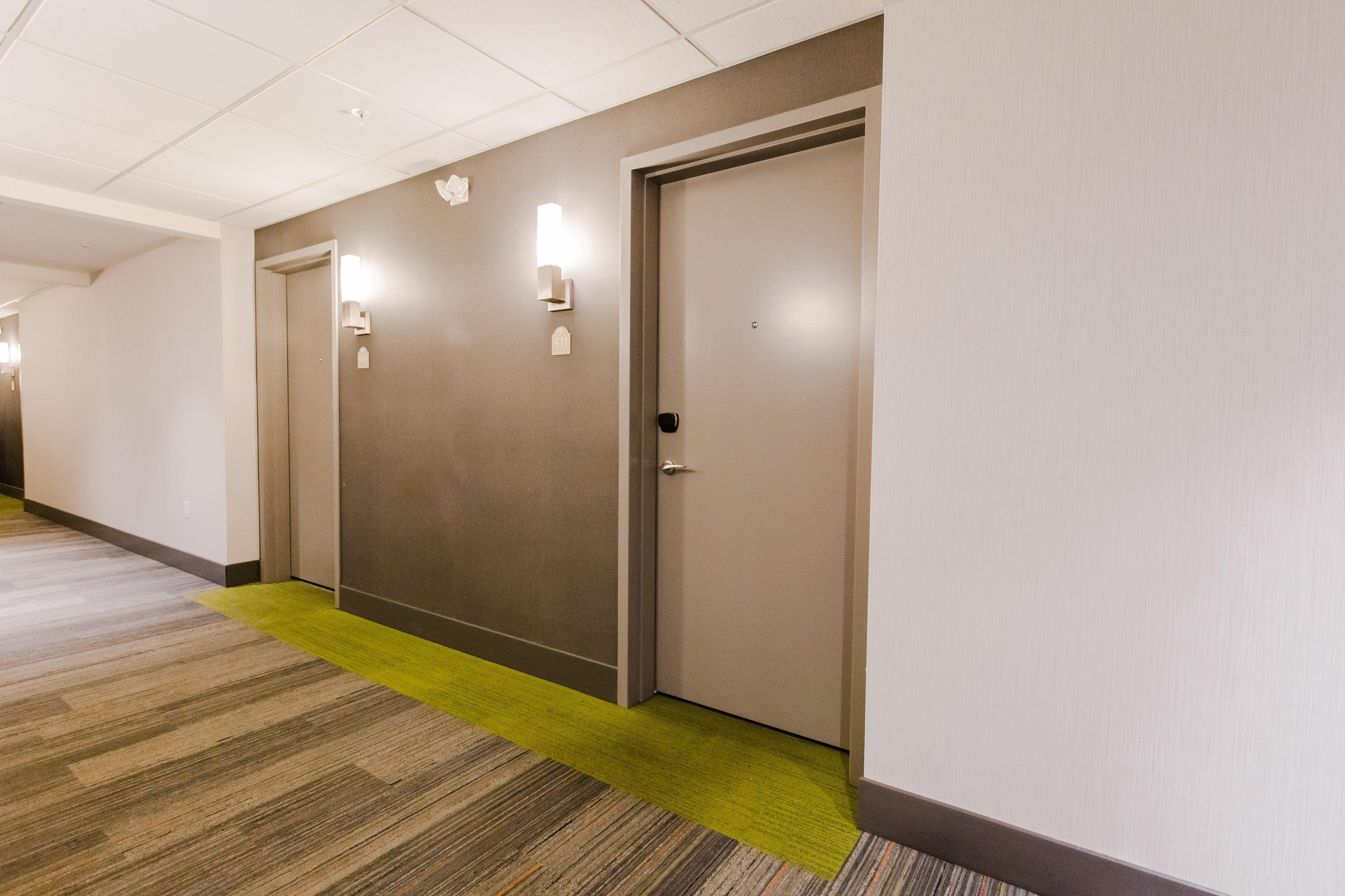 Candlewood Suites West Edmonton - Mall Area By Ihg Exterior foto