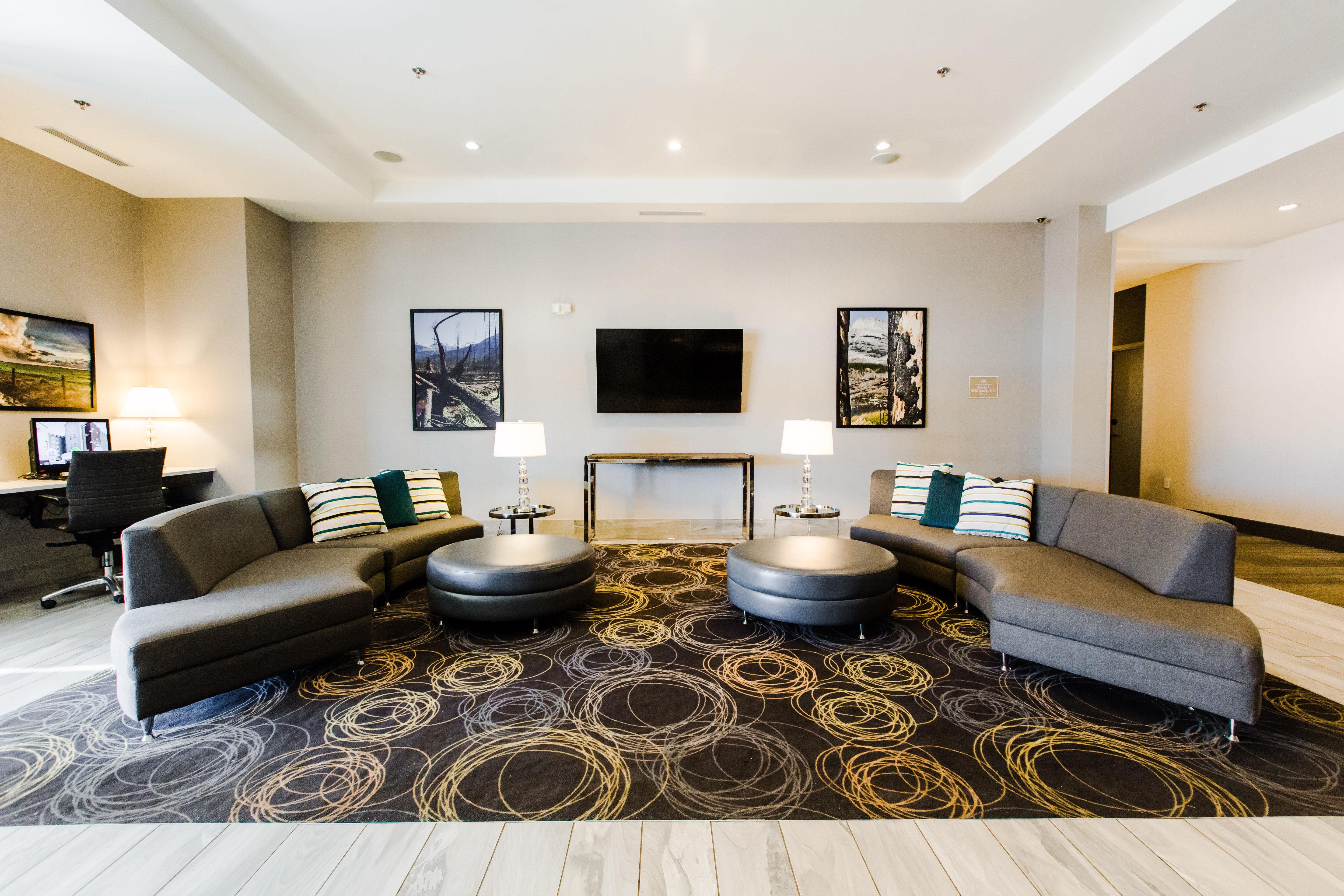Candlewood Suites West Edmonton - Mall Area By Ihg Exterior foto
